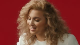 Tori Kelly - 25th (Official Video 2020)
