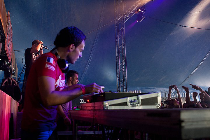 Noize Suppressor фотография #16